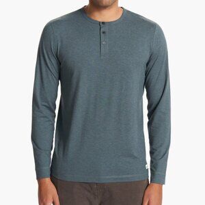 Long-Sleeve Ease Performance Henley by Vuori